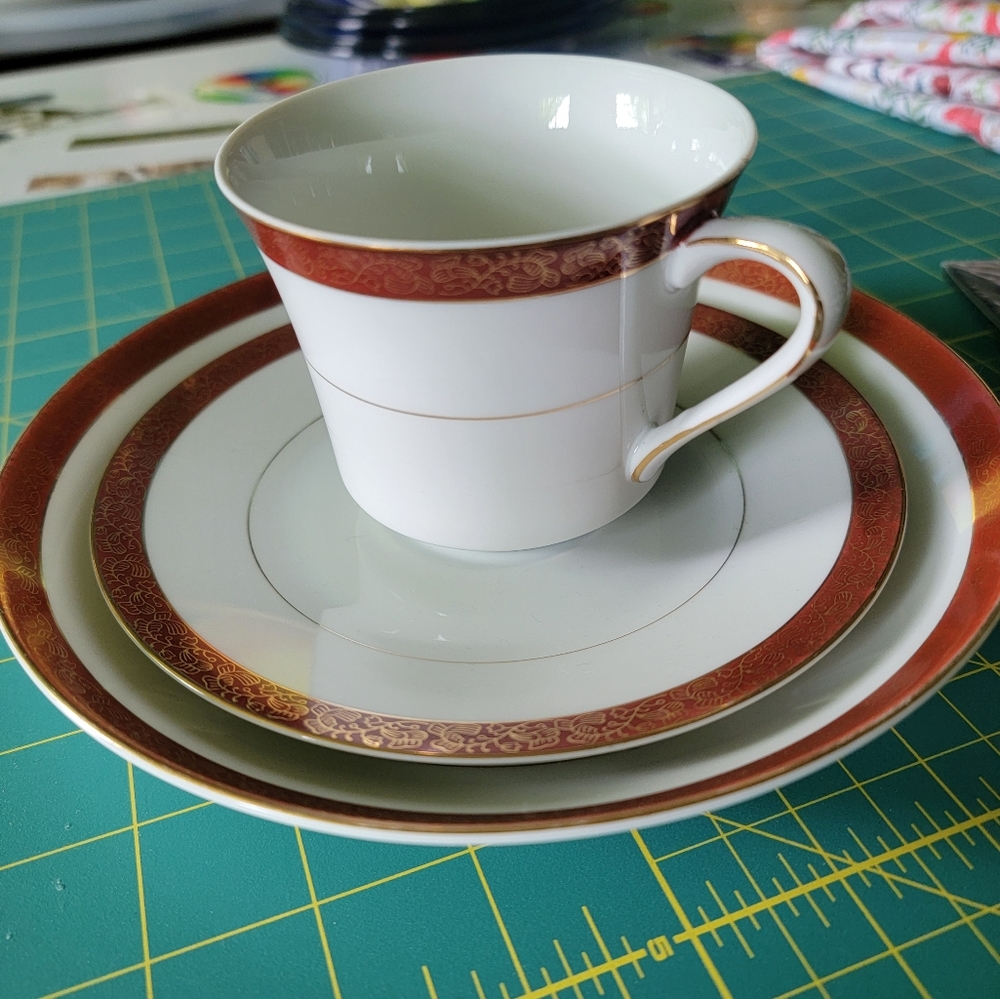 Empire Crown  1/2 bowl